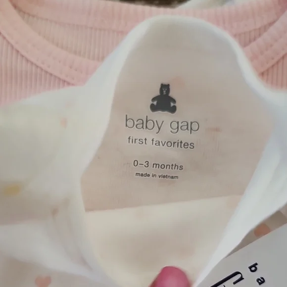 GAP Pink and White Matching Set Bodysuit Long Sleeves - Picture 8 of 16
